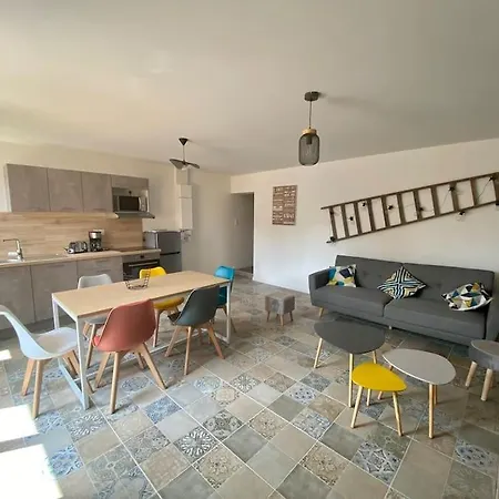 Holiday home Au Bocage Parfume De La Ciflorette*** *